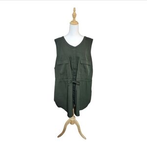 Penningtons Women's Sleeveless Green Vest With Drawstring & Pockets.